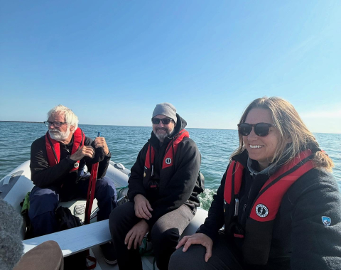 Baillie Island 📍⛵️ The One Ocean crew spent a day in Snow Goose Pass before heading SE…