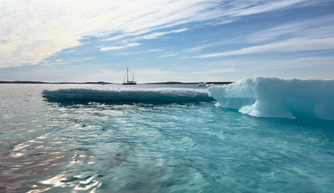 Although the sea ice can cause anxiety… it also provides a beautiful scenery- and a nic…