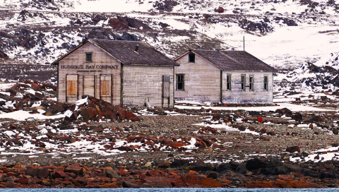 Through Bellot Strait to Fort Ross!