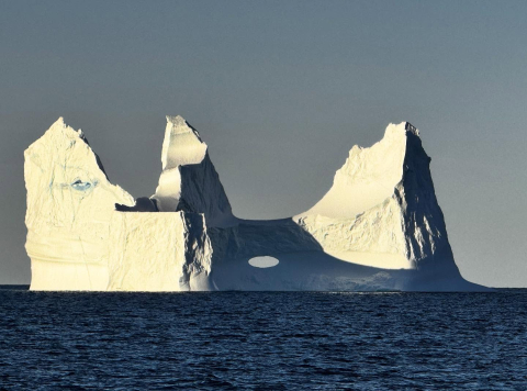 From Sea Ice to Icebergs 🌎🌊 Traveling from Fort Ross to Tay Bay, the One Ocean crew enc…