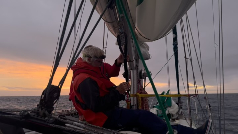 Yahoo, back to sailing!!