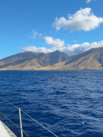 Yesterday, we untied from Hilo and made our way NW to the west side of Maui.